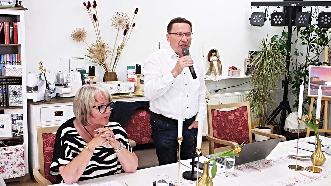 Vorsitzende Andrea Preuß-Borowsky und Dieter Eichler vom Paritätischen Wohlfahrtsverein.